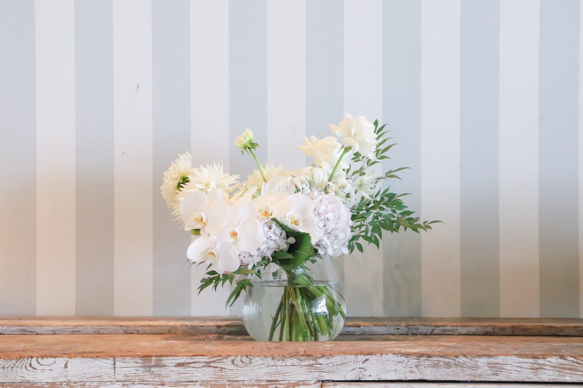 LARGE FLORAL CENTREPIECE