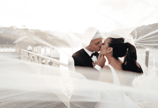 PHOTOGRAPHER - LONELY HUNTER